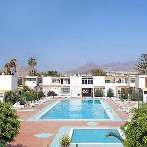 https://apt-estudio-sagrario.adeje-hotels.com